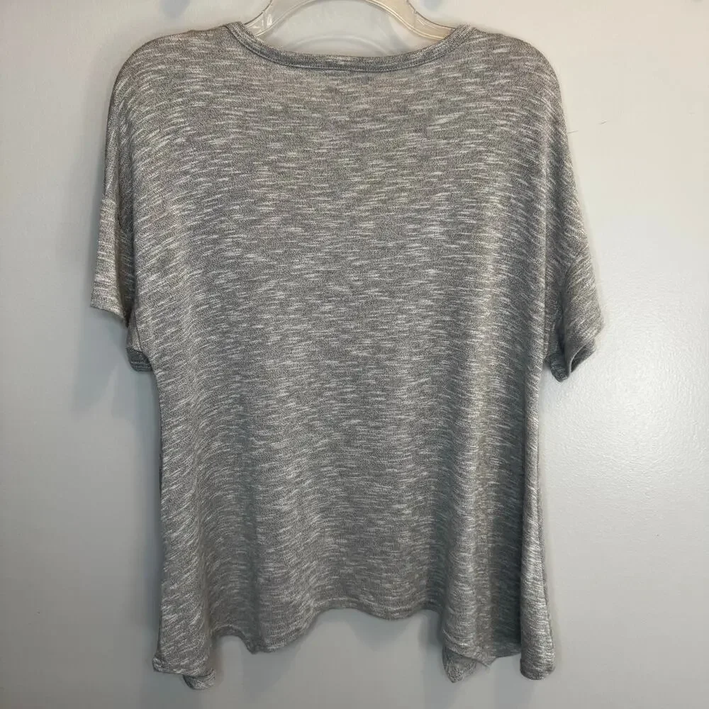 Juicy Couture grey key hole blouse MEDIUM asymmetrical bottom soft and stretchy - Picture 3 of 8